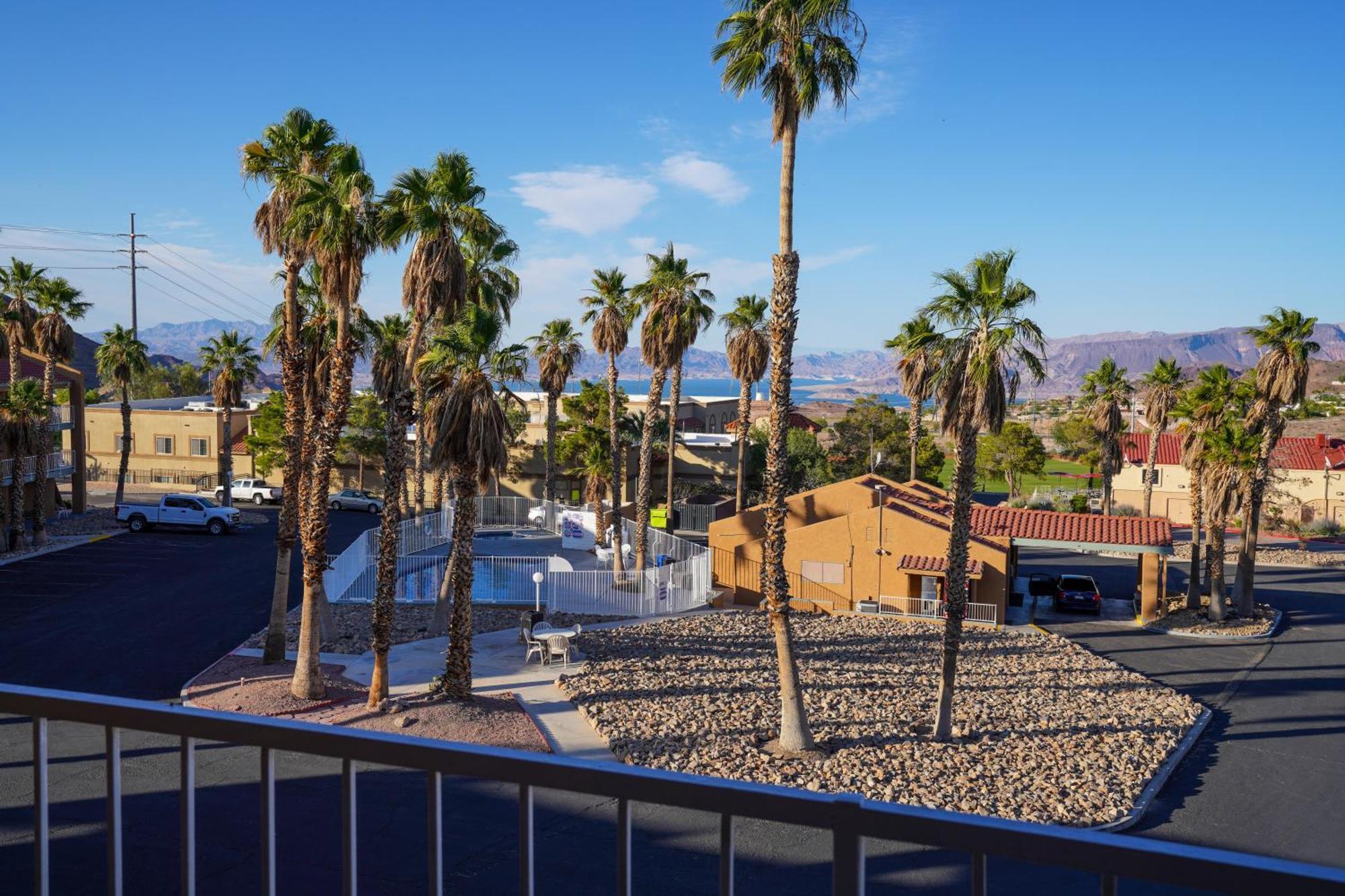 Lake Mead Inn Boulder City Bagian luar foto